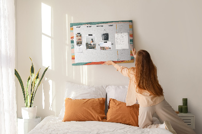 Kurkbord kleurrijke planner met weekindeling