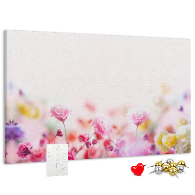 Kurkbord met bloemenpatroon in pasteltinten