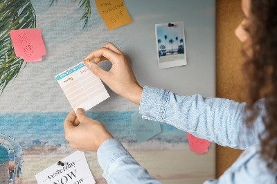 Kurken prikbord voor een vakantietrip naar de kust met de auto