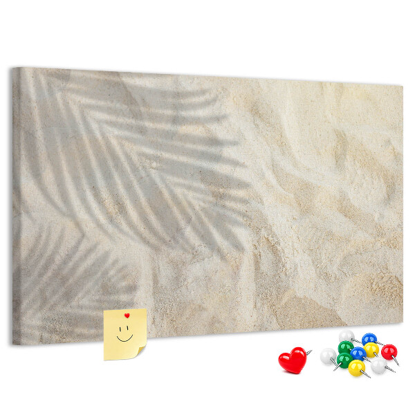 Kurkbord warm strandzand met subtiele schaduwen