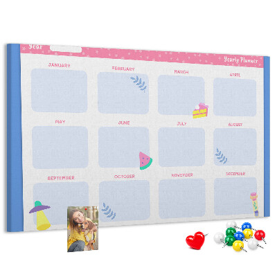 Kurkbord jaarplanner met fruitmotief