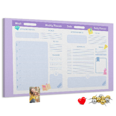 Kurkbord weekplanner met kleurrijke accenten