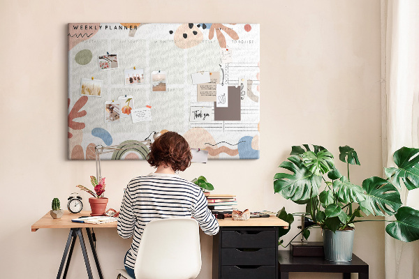 Kurkbord met kleurrijke vormen en abstracte patronen voor wekelijks gebruik