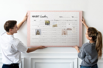Prikbord met gekleurde achtergronden voor het bijhouden van gewoontes