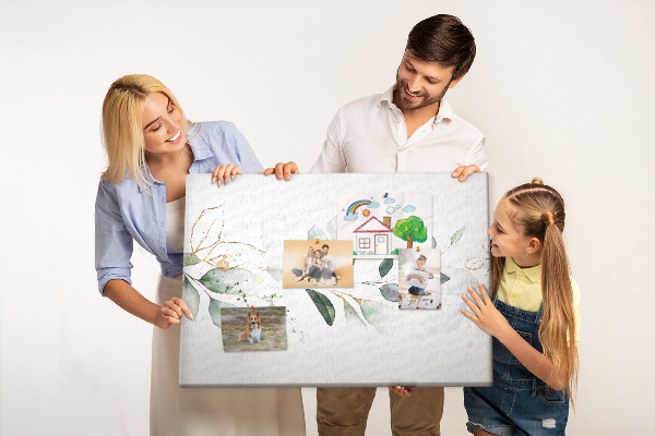 Prikbord met fijne blaadjes en gouden accenten