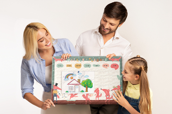Kurkbord met retro dierenprint weekplanner