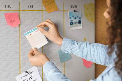 Weekkalender met een citroenmotief en kurk prikbord