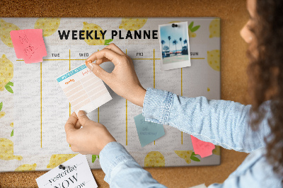 Weekkalender met een citroenmotief en kurk prikbord