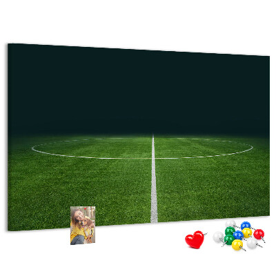 Kurk prikbord voetbalveld met belijning en gras