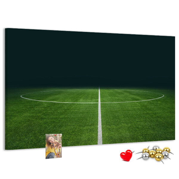Kurk prikbord voetbalveld met belijning en gras