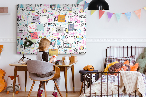 Prikbord met sportieve motieven en energieke slogans