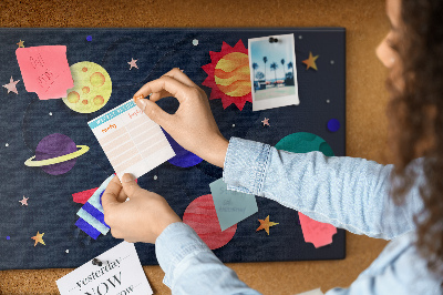 Kurk prikbord met een ruimtereis langs kleurrijke planeten
