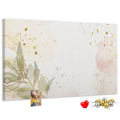 Kurkbord fijne bloemen op een pastelkleurige achtergrond