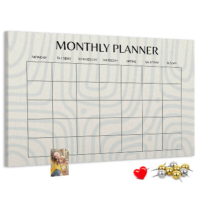 Kurkbord maandplanner met een minimalistisch ontwerp