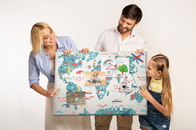 Prikbord kleurrijke wereldkaart met dierenpictogrammen