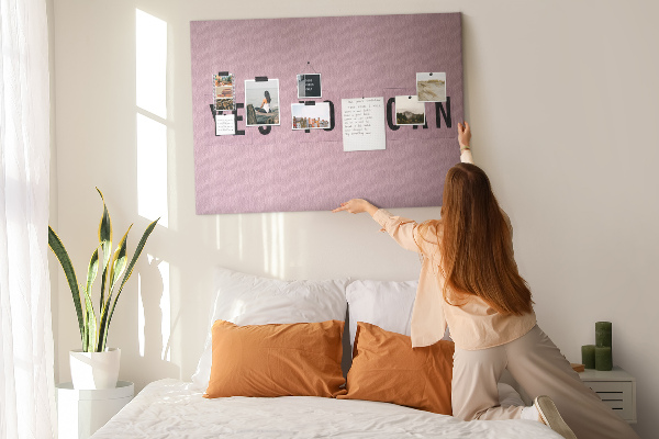 Kurkbord met thema positief denken en motivatie