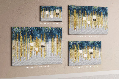 Kurk prikbord met abstract patroon van verticale gouden lijnen