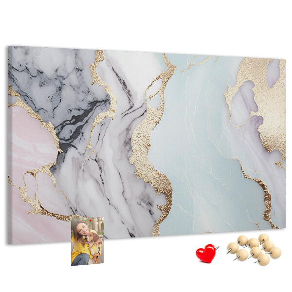 Kurkbord met elegant marmerpatroon en gouden accenten