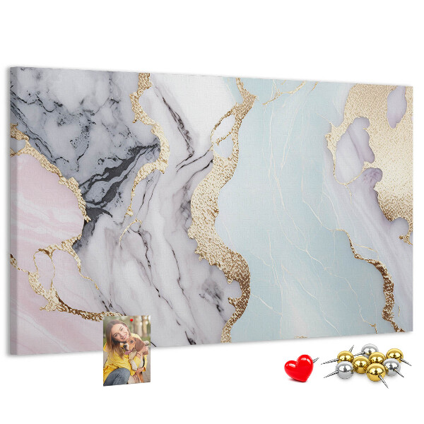 Kurkbord met elegant marmerpatroon en gouden accenten