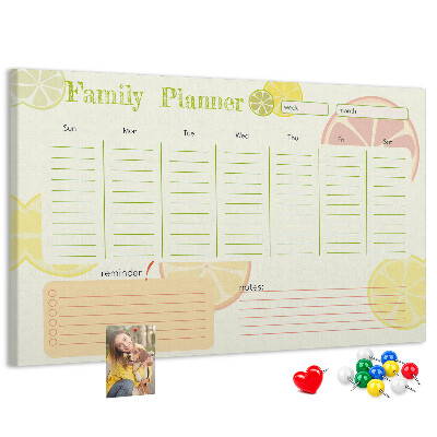 Kurk prikbord met een citruspatroon en familieplanner