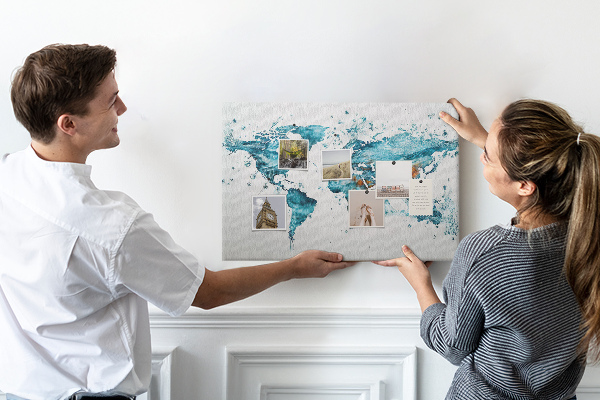 Kurkbord wereldkaart met aquarel design