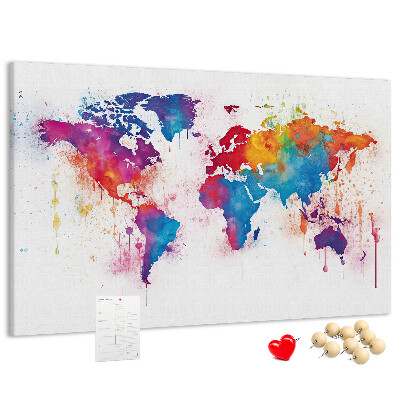 Kurken prikbord met kleurrijke aquarel wereldkaart