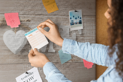 Kurkbord stijlvol met HOME-opschrift en hartje