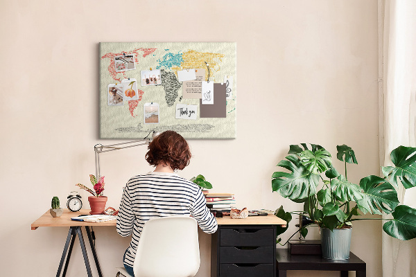 Wereldkaart prikbord met een ontwerp in woorden en kleuren