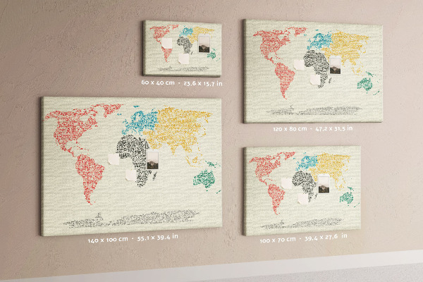 Wereldkaart prikbord met een ontwerp in woorden en kleuren