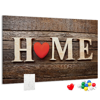 Kurk prikbord houten letters met een hart op de achtergrond