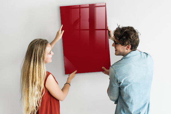 Decoratief glazen wandbord beschrijfbaar en magnetisch Een kleurrijk prikbord voor notities en foto's