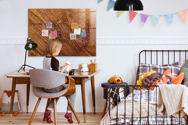 Memobord van glas met print inclusief neodymium magneten Foto-organizer op een houten plank
