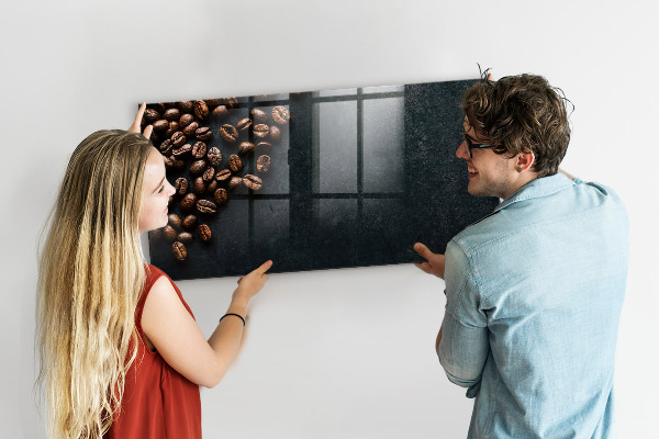 Decoratief glazen wandbord beschrijfbaar en magnetisch Koffie en herinneringen op één plek.
