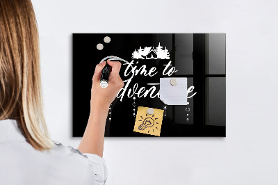 Memobord van glas met print inclusief neodymium magneten Tijd voor avonturen en herinneringen.