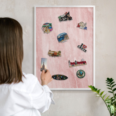 Magnetisch bord voor de muur met witte lijst Roze textuur