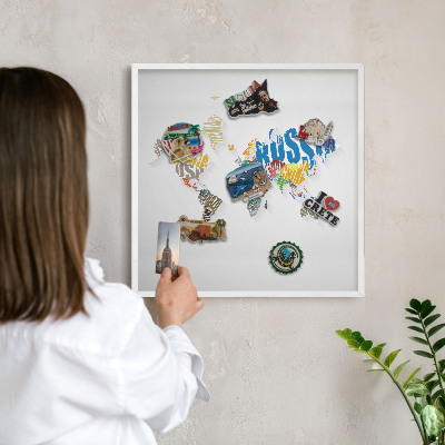 Magnetisch bord van metaal in een witte lijst Kleurenkaart