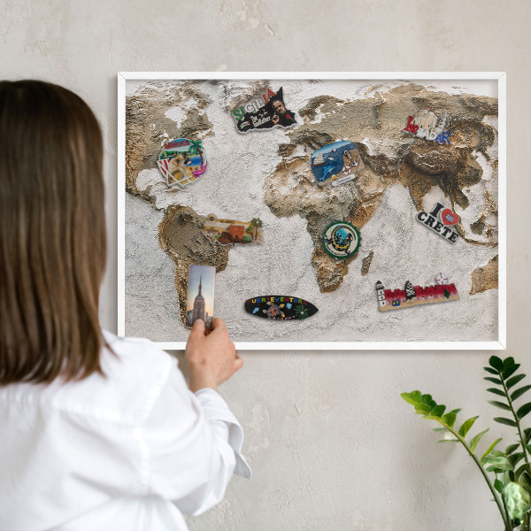 Magnetisch bord van metaal in een witte lijst Reliëfkaart