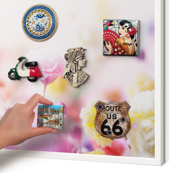 Magnetisch bord voor de muur met witte lijst Pastelkleurige bloemen