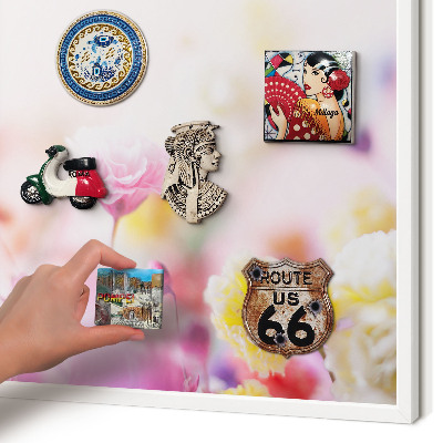 Magnetisch bord voor de muur met witte lijst Pastelkleurige bloemen