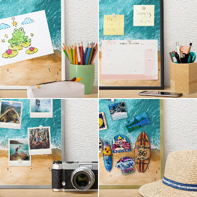 Magnetisch bord van metaal in een witte lijst Zee en strand