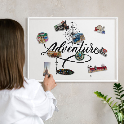 Magnetisch bord van metaal in een witte lijst Typografisch avontuur