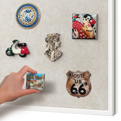 Magnetisch bord van metaal in een witte lijst Natuurlijke elegantie