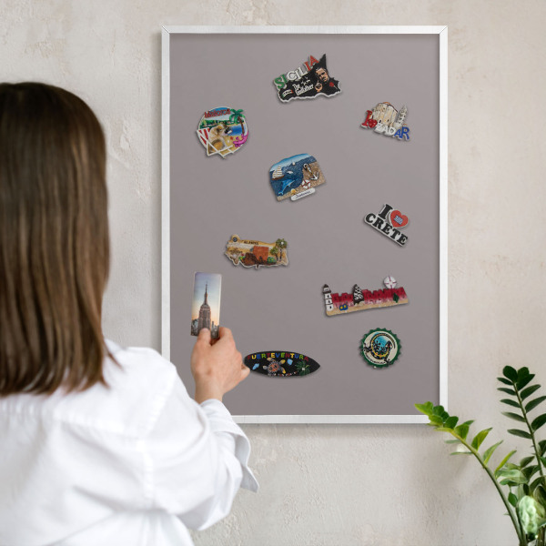 Magnetisch bord van metaal in een witte lijst Asgrijs