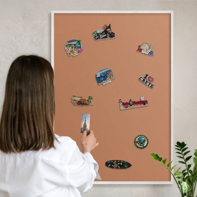 Magnetisch bord van metaal in een witte lijst Doffe oranje