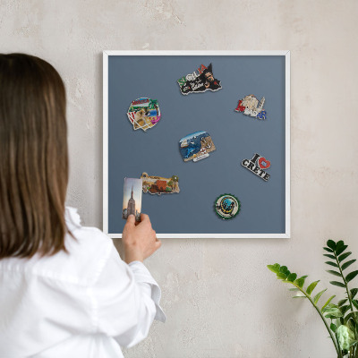Magnetisch bord van metaal in een witte lijst Pastel marineblauw