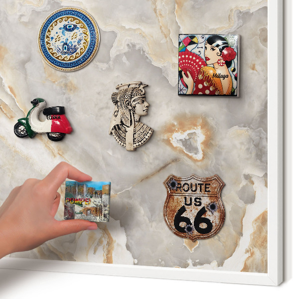 Magnetisch bord van metaal in een witte lijst Marmeren elegantie
