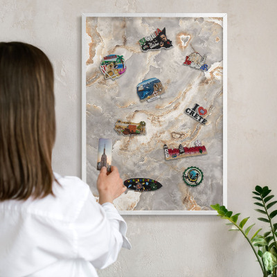 Magnetisch bord van metaal in een witte lijst Marmeren elegantie