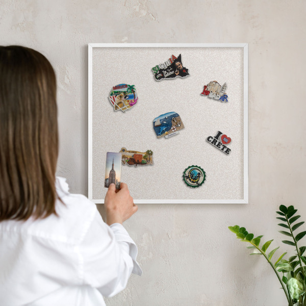 Magnetisch bord voor de muur met witte lijst Romige textuur