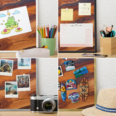 Magnetisch bord van metaal in een witte lijst Houten ringen