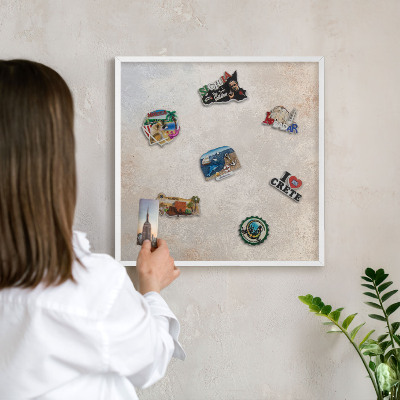 Magnetisch bord voor de muur met witte lijst Neutrale achtergrond